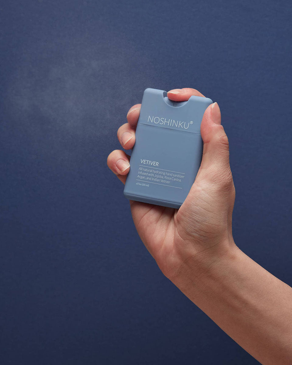 Desinfectante de manos hidratante rellenable con vetiver y pachulí