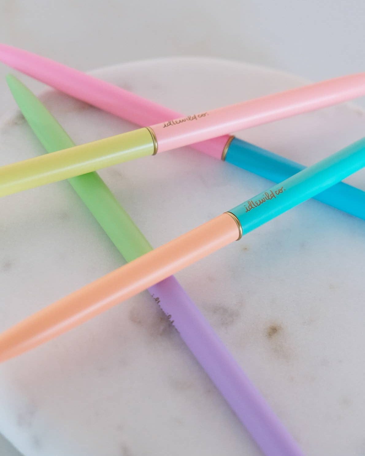 Juego de cuatro bolígrafos finos | Neones de dos tonos