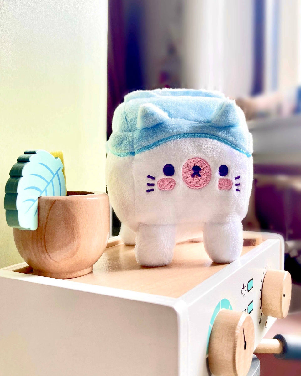 Caja sorpresa individual de peluche con té de la tarde de Cafe Momiji