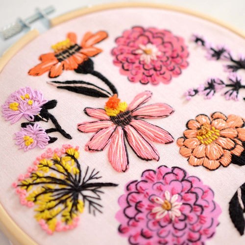 Antiquaria - Zinnia Sampler Premium Embroidery Kit, 6 inch