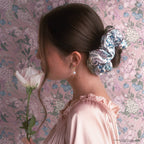 KITSCH - Bridgerton x Kitsch Satin Pillow Scrunchies® in Toile in Bloom