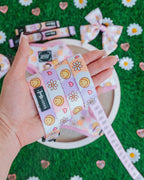 Daisies, Smilies, & Hearts 60" Dog Leash - Daisy Me Rolling