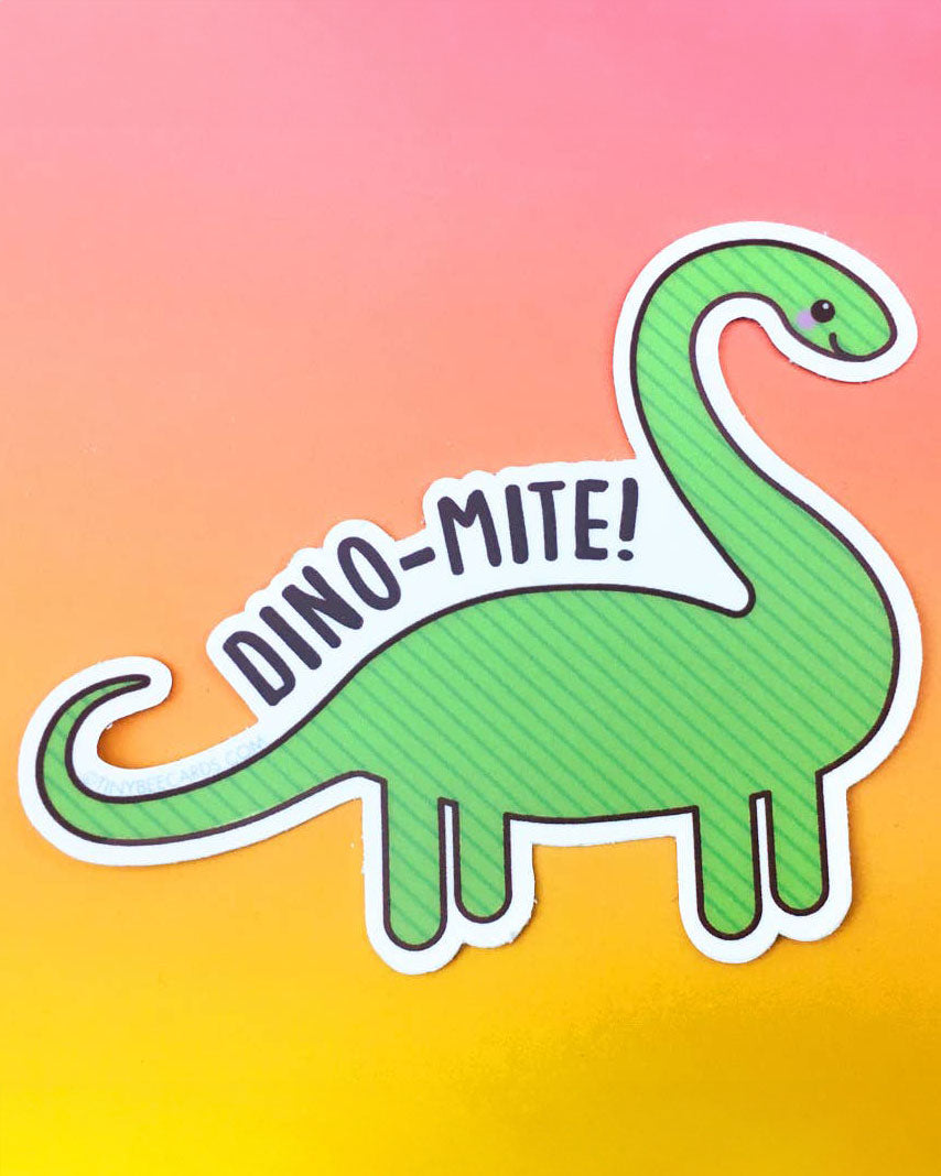 "Dino-mite!" Brachiosaurus Dinosaurier Vinyl Wortspiel Aufkleber - 3" x 2,5"