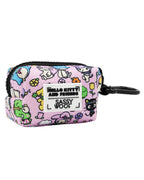 Sassy Woof x Hello Kitty &amp; Friends® "Festival de las Flores" 🌸 Soporte para Bolsas de Basura - Dispensador de Bolsas de Caca de Neopreno 🐕