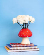 Jarrón de setas de cerámica pintado a mano con lunares rojos y blancos - 5"